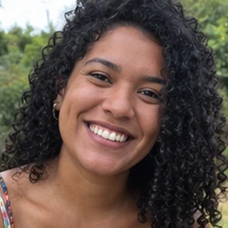 Beatriz Lopes